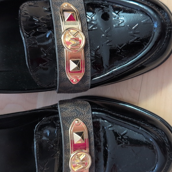 MICHAEL Michael Kors Black Patent Leather Loafers with Gold Accents - Picture 7 of 7